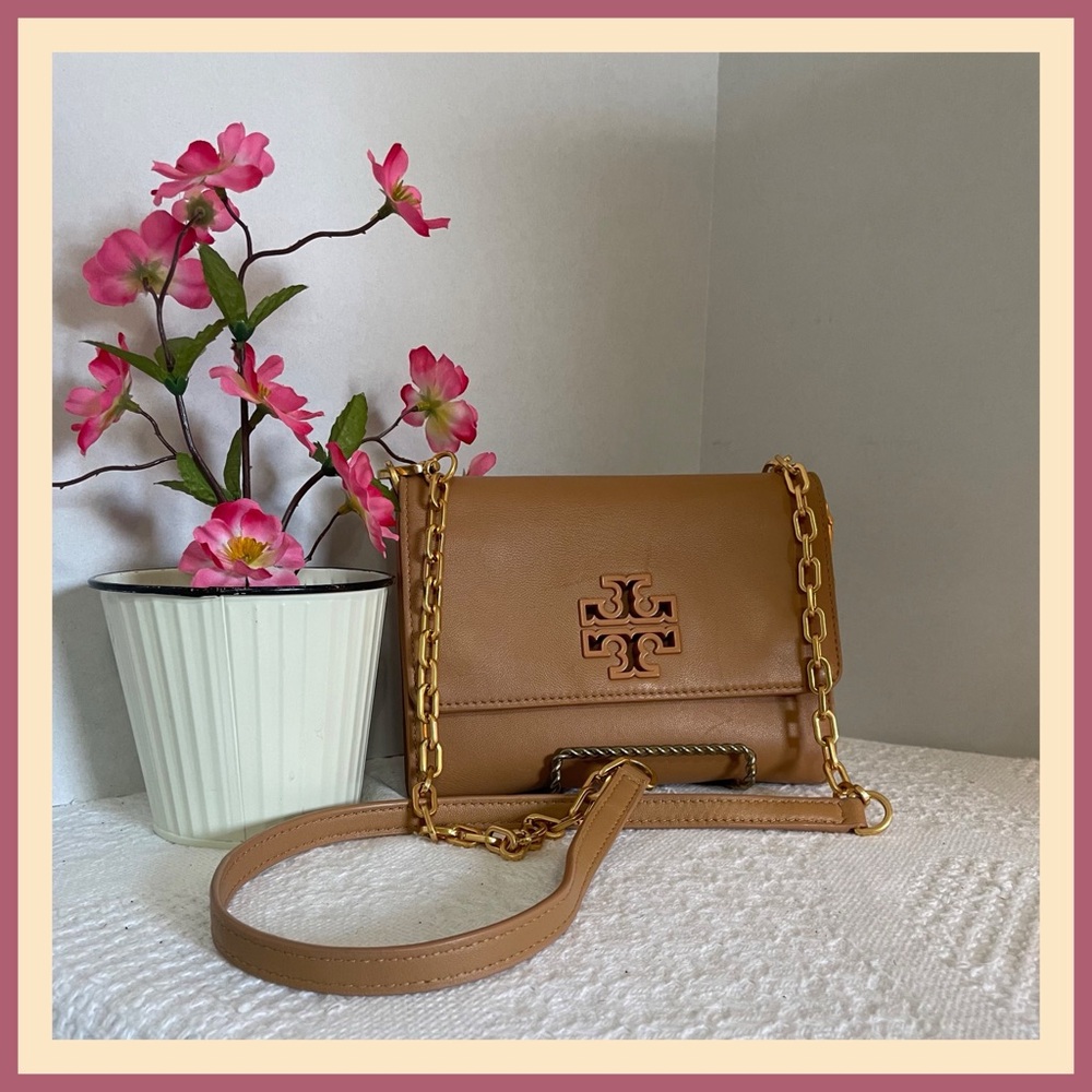 Tory Burch Britton Chain Leather Crossbody‎ with Gold Chain.